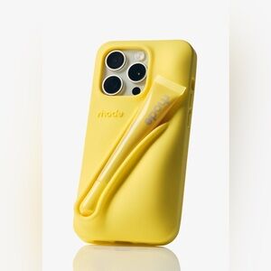 Rhode Summer lip case iPhone 15 pro